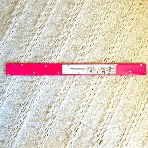 NWT‎ MAGNETIC STRIP BULLETIN BOARD in Hot Pink, Perfect for Office or Bedroom